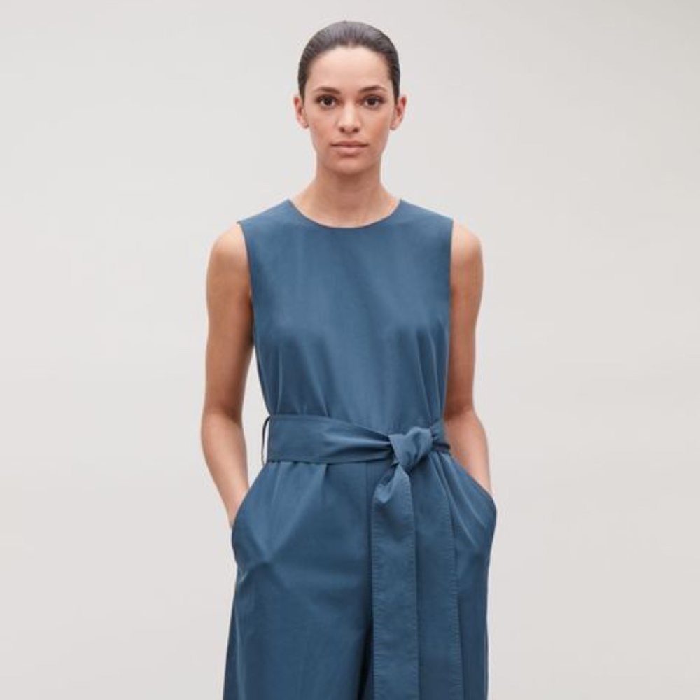 Belted wide-leg jumpsuit